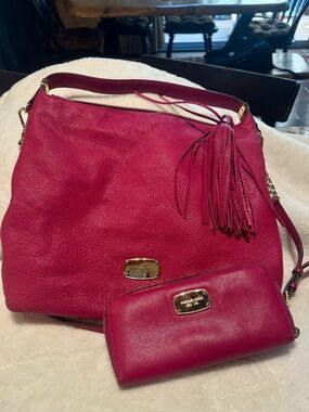 Michael Kors Hot Pink Pebbled Leather Shoulder Bag with Wallet